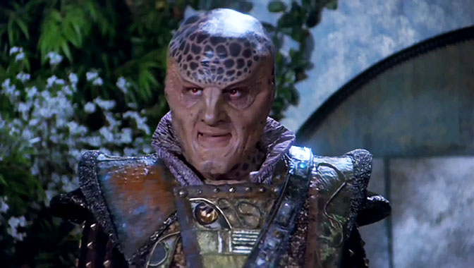 Babylon 5 S01E01: L'Attaque des Narns (1994)