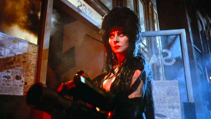 Elvira, Maîtresse des Ténèbres, le film de 1988