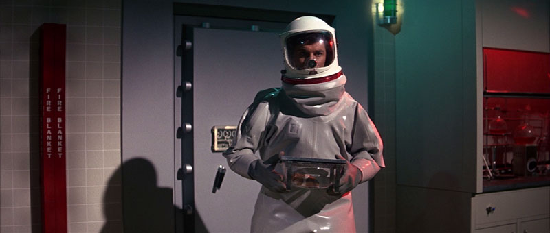 Station 3 Ultra Secret = The Satan's Bug, le blu-ray français.de 2022.