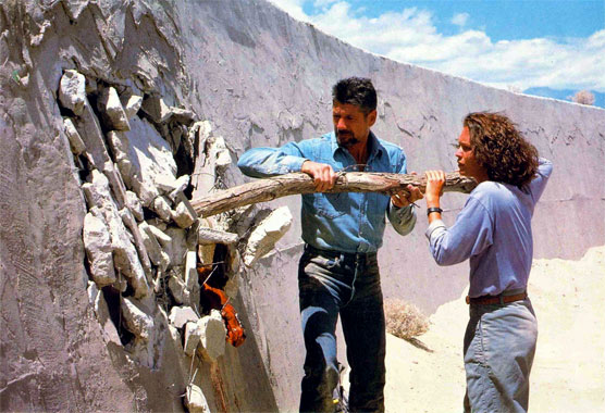 Tremors (1990) photo