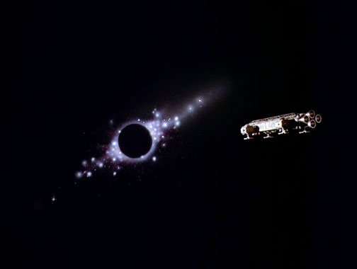 Cosmos 1999 S01E03: Le soleil noir (1975)