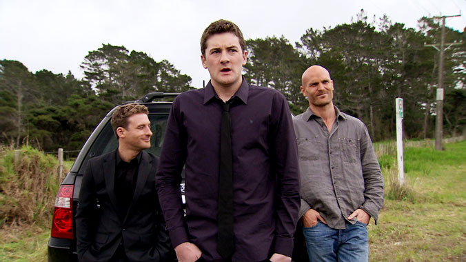 The Almighty Johnsons S01E06: Goddesses, Axl, Come in All Forms (2011)