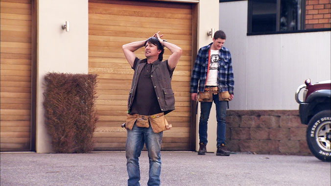 The Almighty Johnsons S01E07: Bad Things Happen (2011)