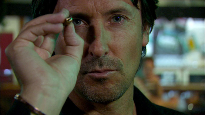 The Almighty Johnsons S01E07: Bad Things Happen (2011)