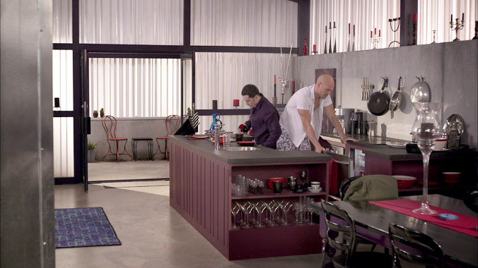 The Almighty Johnsons S02E07: Effortless Manly Coolness (2012)