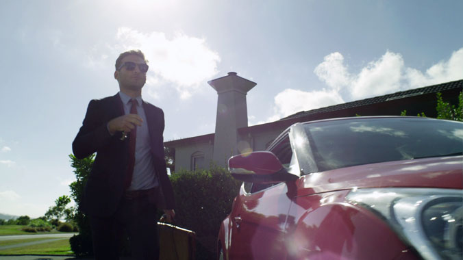 The Almighty Johnsons S03E01: An Orchard of Trees (2013)