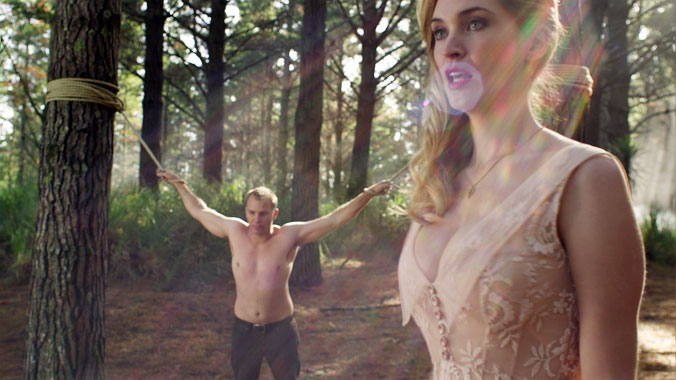 The Almighty Johnsons S02E13: The End of the World as We Know It (2013)