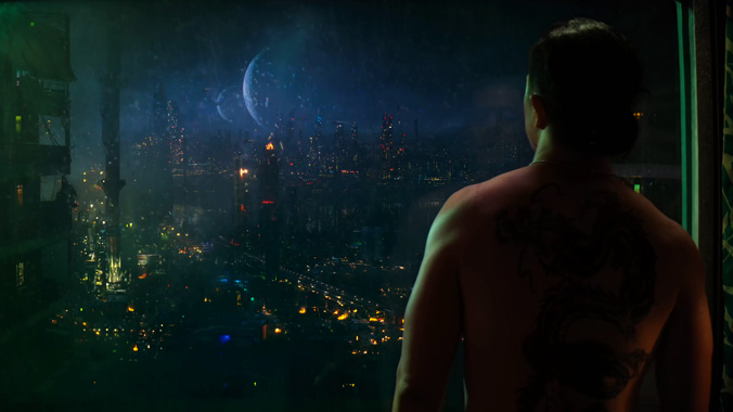 Altered Carbon S01E01: Surgi du passé (2018)