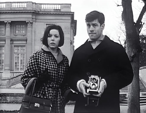 Bob Morane S01E09: Complot à Trianon (1964)