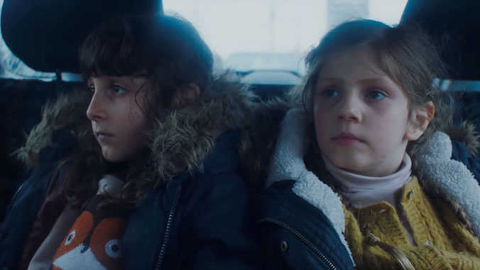 L'effondrement S01E02: J+5, La Station-service (2019)