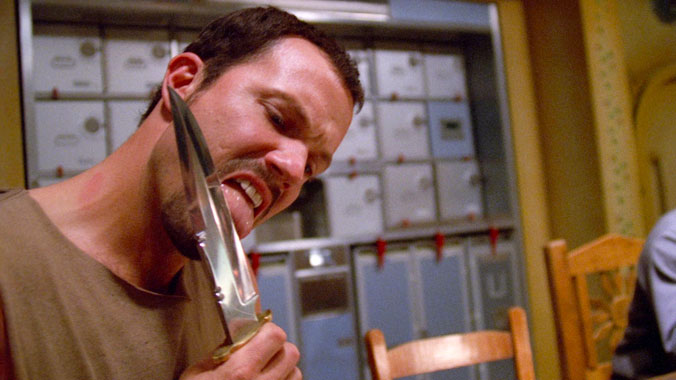 Firefly S01E10: Intrusion (2002)
