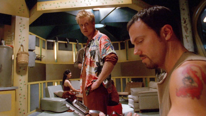 Firefly S01E10: Intrusion (2002)