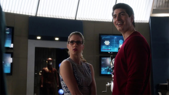 The Flash S01E18: Réunion des héros (2015)