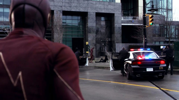 The Flash S02E17: Flash Back (2016)