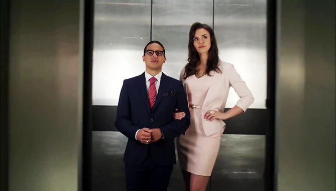 The Flash S03E01: Le point d'embrasement (2016)