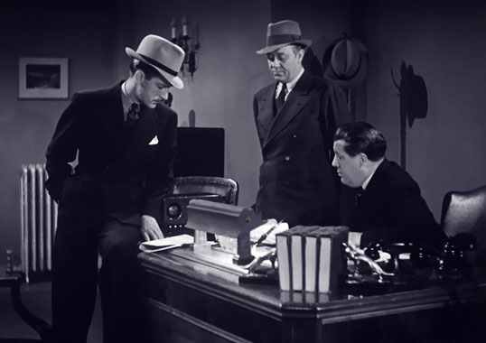 The Green Hornet S1E02 : The Thundering Terror (1940)