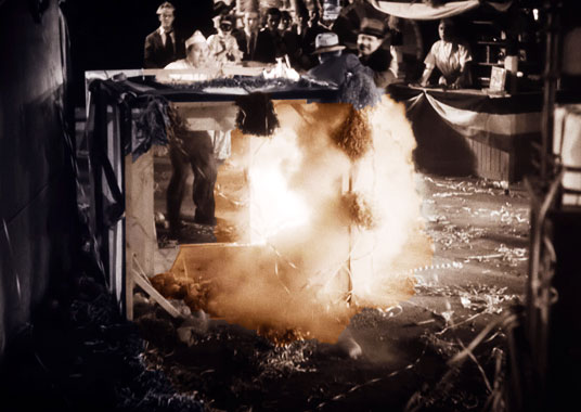 The Green Hornet S01E12: Panic in the Zoo (1940)