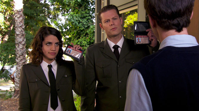 The Middleman S01E06: L'interrogation de la superfan de Boys Band (2008)