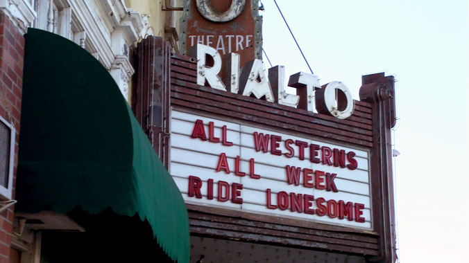 The Middleman S01E07: La contingence du tuba maudit (2008)