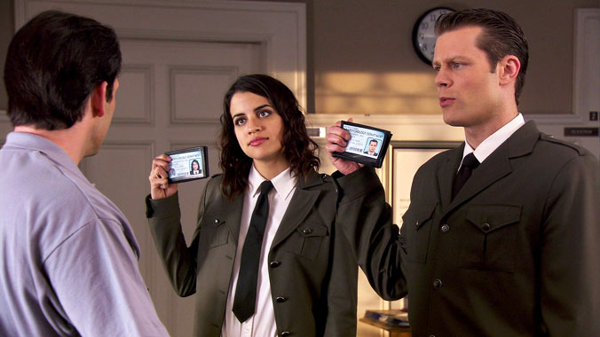 The Middleman S01E08: L'enquête panhellénique ectoplasmique (2008)