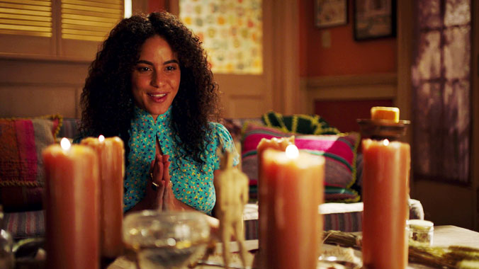 Midnight Texas S02E06: Magie noire pour nuit blanche (2018)