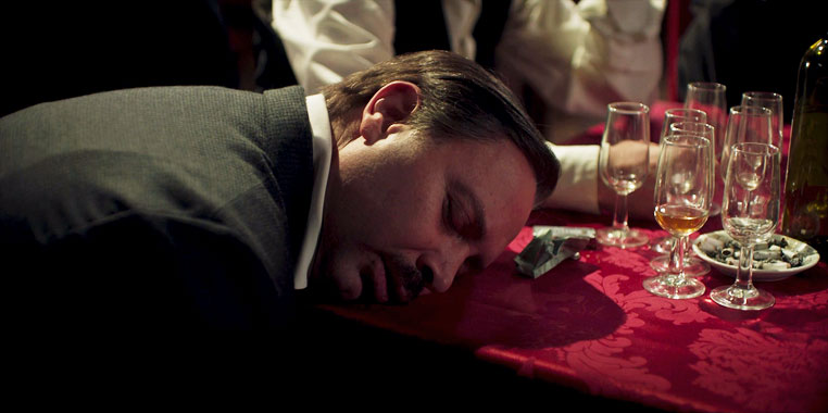 Le Ministère du Temps S04E06: Comme le Temps passe (2020)