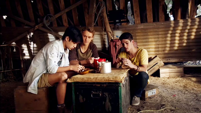 Nowhere Boys: Entre deux mondes S01E05: Le talisman (2013)