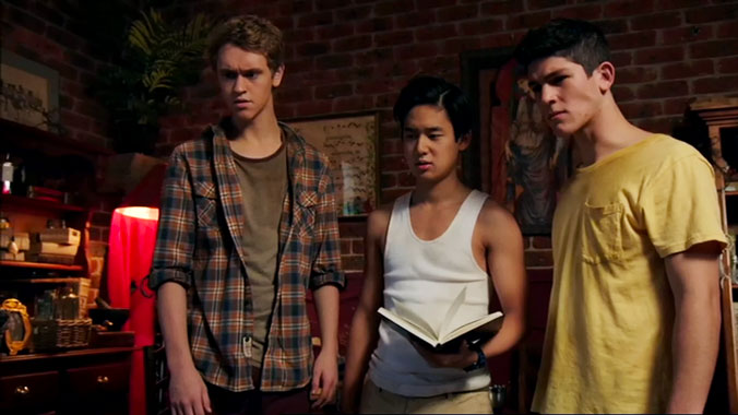 Nowhere Boys S01E11: Corps étrangers (2014)