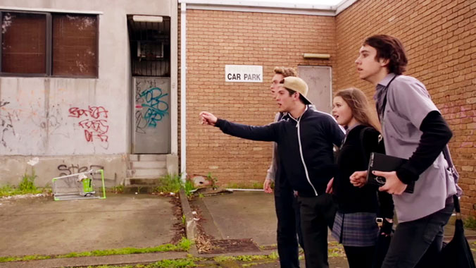 Nowhere Boys: Entre 2 mondes S02E08: Episode Huit (2015)