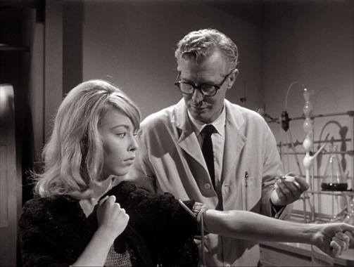 Au delà du réel S01E05: Le sixième doigt (1963)