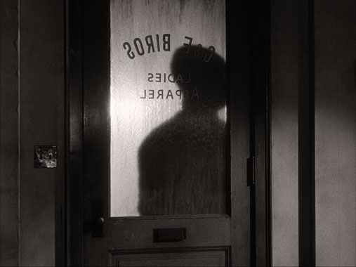 The Outer Limits S02E05: La main de verre (1964)