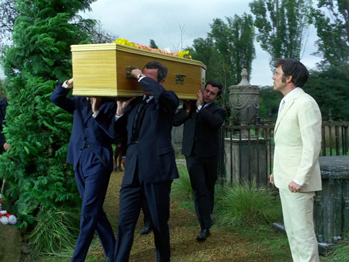 Mon ami le fantôme S01E07 ou S01E25: Le sourire derrière le voile (1969)