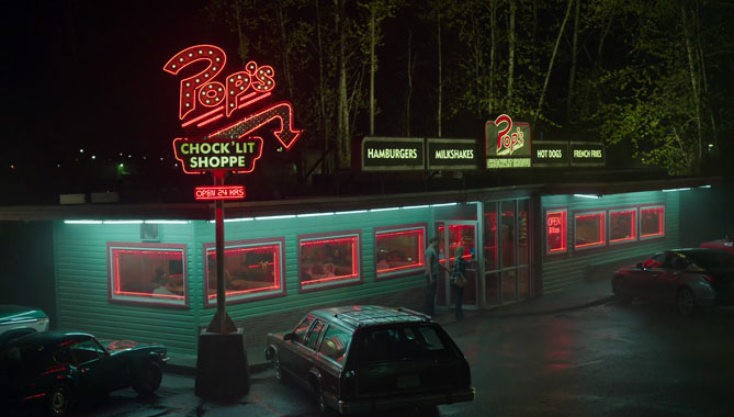 Riverdale 2017 S01E01: Le bord de la rivière (2017)