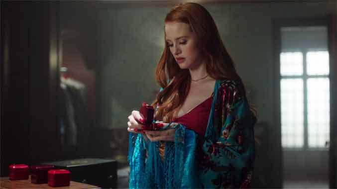 Riverdale S01E11: Retour à Riverdale (2017)