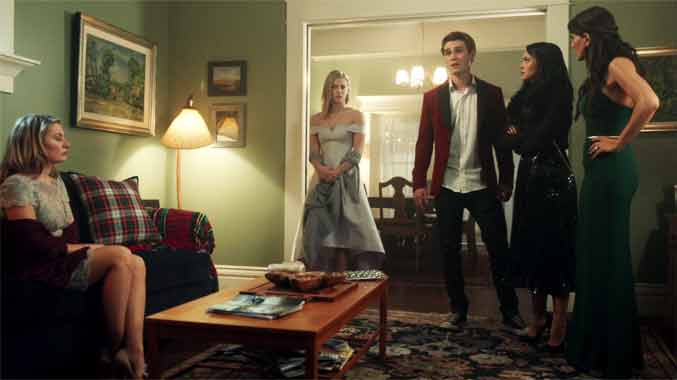 Riverdale S01E12: Anatomie d'un meurtre (2017)