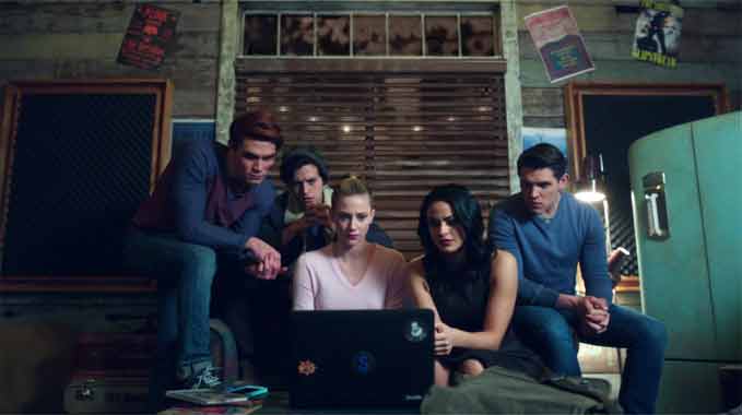 Riverdale S01E12: Anatomie d'un meurtre (2017)