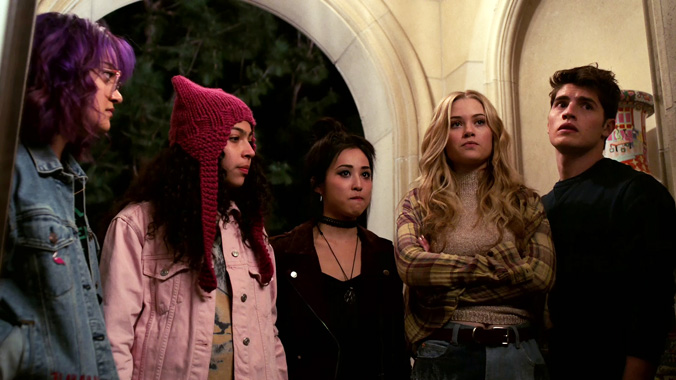 Runaways S01E01: Réunion (2017)