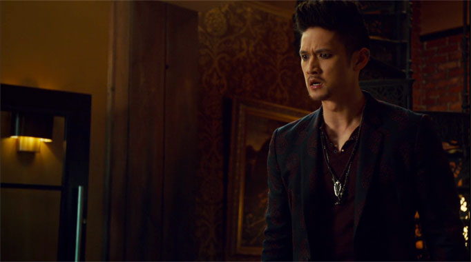 Shadowhunters S02E12: Tu ne t'appartiens plus (2017)