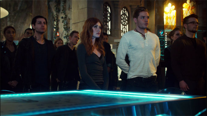 Shadowhunters S02E14: Le Peuple Fée (2017)