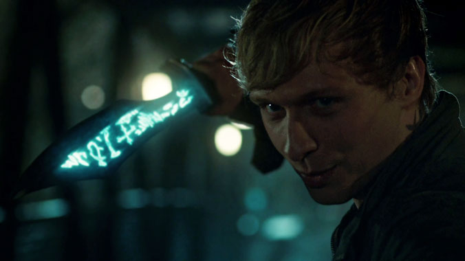 Shadowhunters S02E19: Salut à toi et adieu (2017)