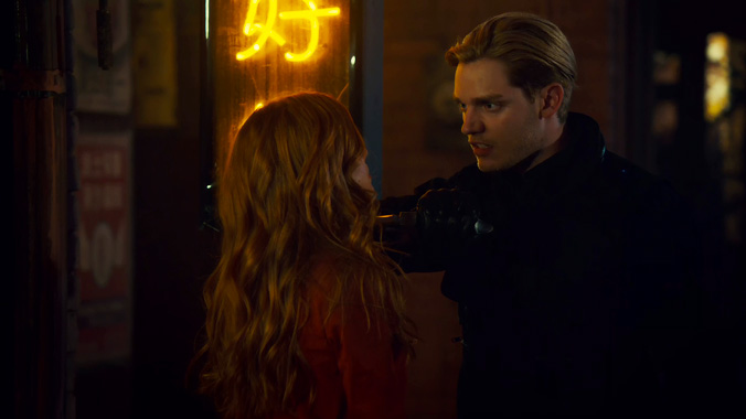 Shadowhunters S03E10: L'Arrivée (2018)