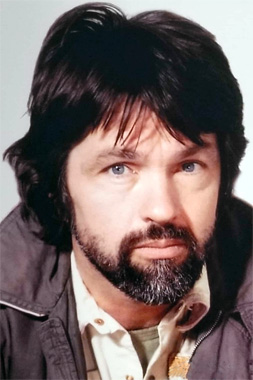 Tom Skerritt 1933