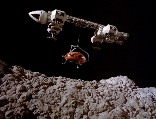 Cosmos 1999 S01E13: Collision inévitable (1975)