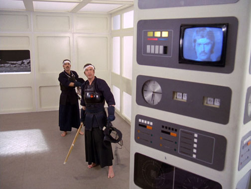 Cosmos 1999 S01E24: Le testament de l'Arcadie (1975)