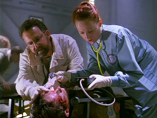 Space: Above And Beyond S01E011: Reste chez les morts (1995)