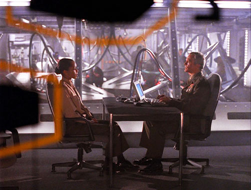 Space 2063 S01E14: Cas de force majeure (1996)