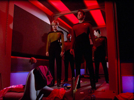 Star Trek: La Nouvelle Génération S01E03: L'Entreprise en folie (1987)