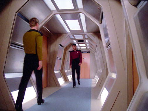 Star Trek : la nouvelle génération S01E17 FR S01E16 : Quand la branche casse (1987)