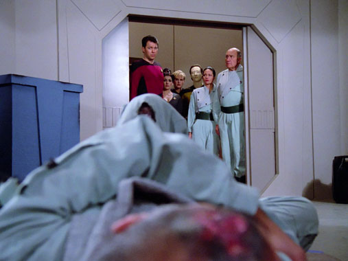 Star Trek : La Nouvelle Génération S01E18 FR S01E17: Terre natale (1987)