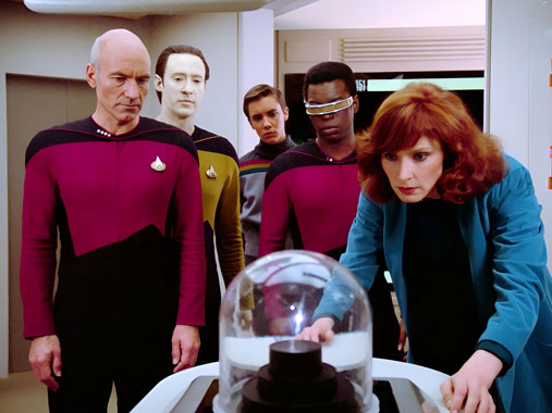 Star Trek : La Nouvelle Génération S01E18 FR S01E17: Terre natale (1987)
